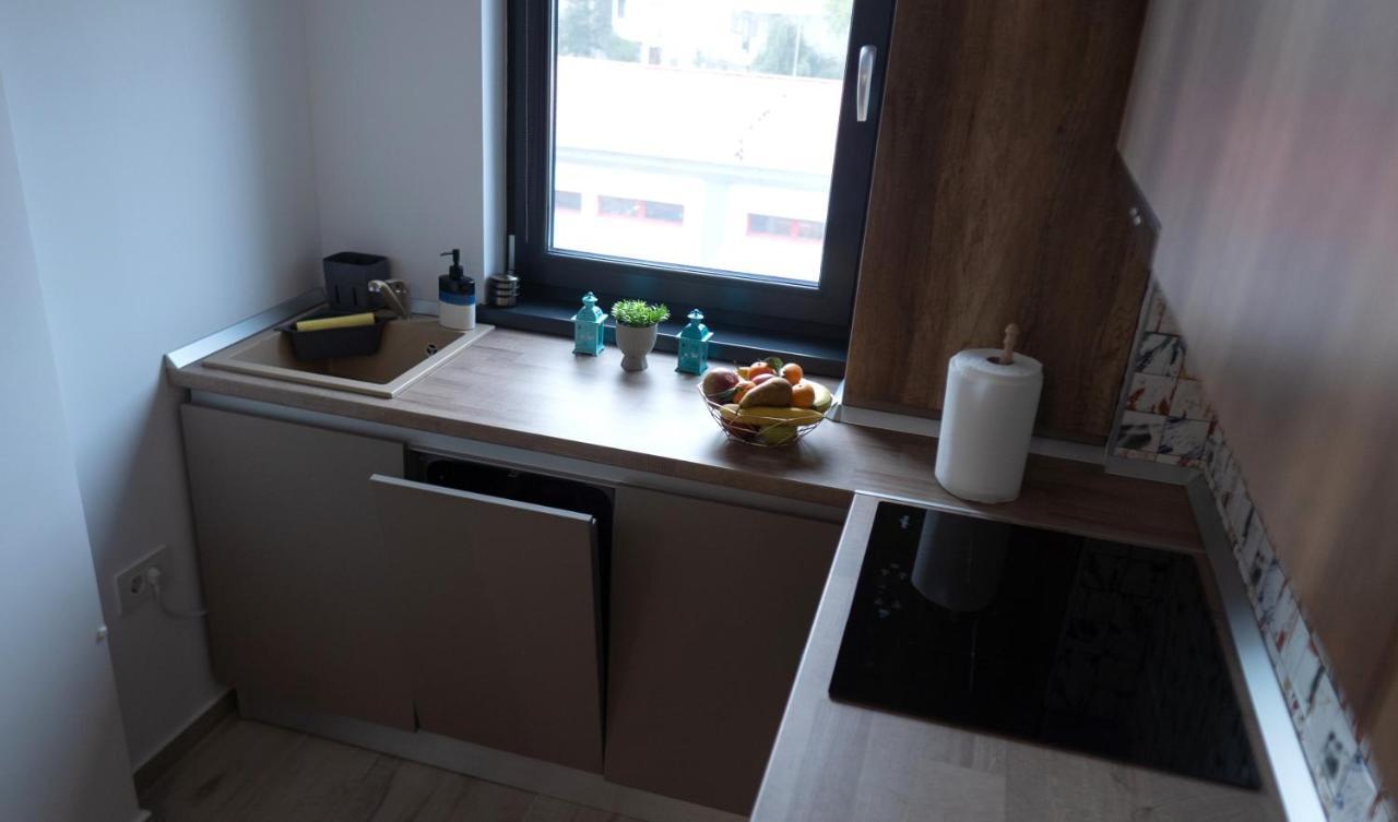 'Just Like Home' Apartment - With Private Parking Place Galati  Exterior photo